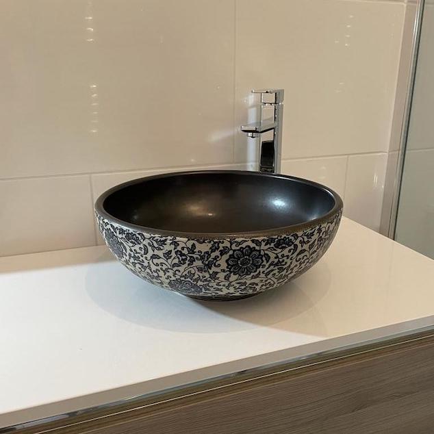 Bathroom sink