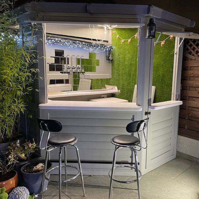 Garden bar