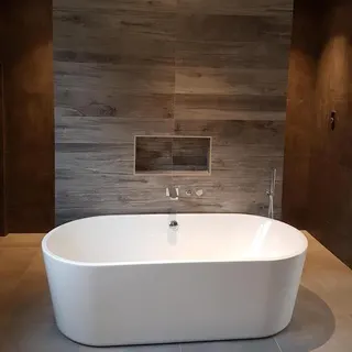 Bathroom bath installation